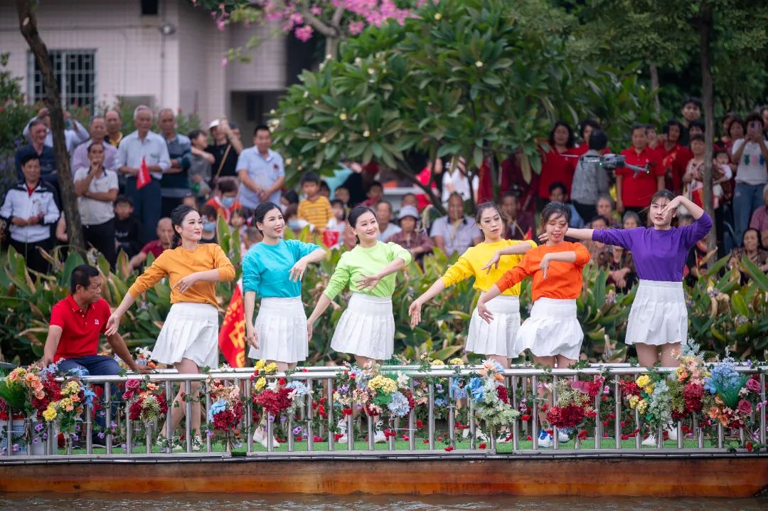 燃動金秋 | 草艇競渡，奪人風采彰顯非遺文化瑰寶之韻(圖6)