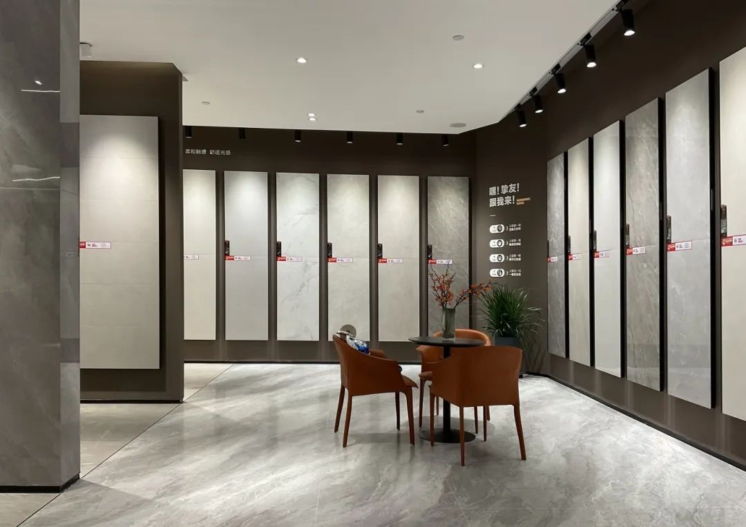 終端風(fēng)采 | 強(qiáng)輝東營旗艦店，探尋質(zhì)感空間的詩意生活(圖13)