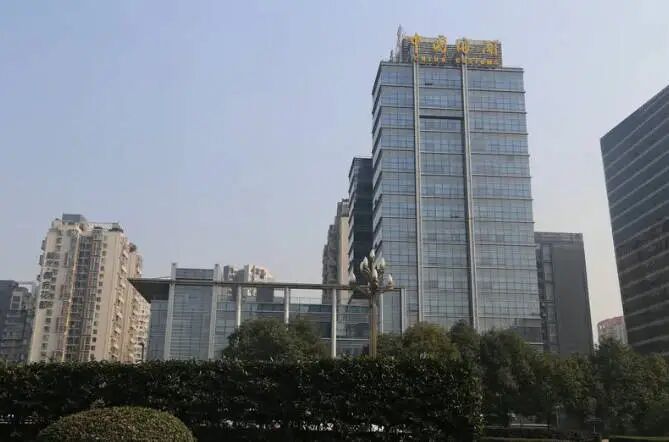 榜樣力量 | 強輝精工瓷磚斬獲2025年度家居領軍品牌(圖13) 榜樣力量 | 強輝精工瓷磚斬獲2025年度家居領軍品牌(圖13)