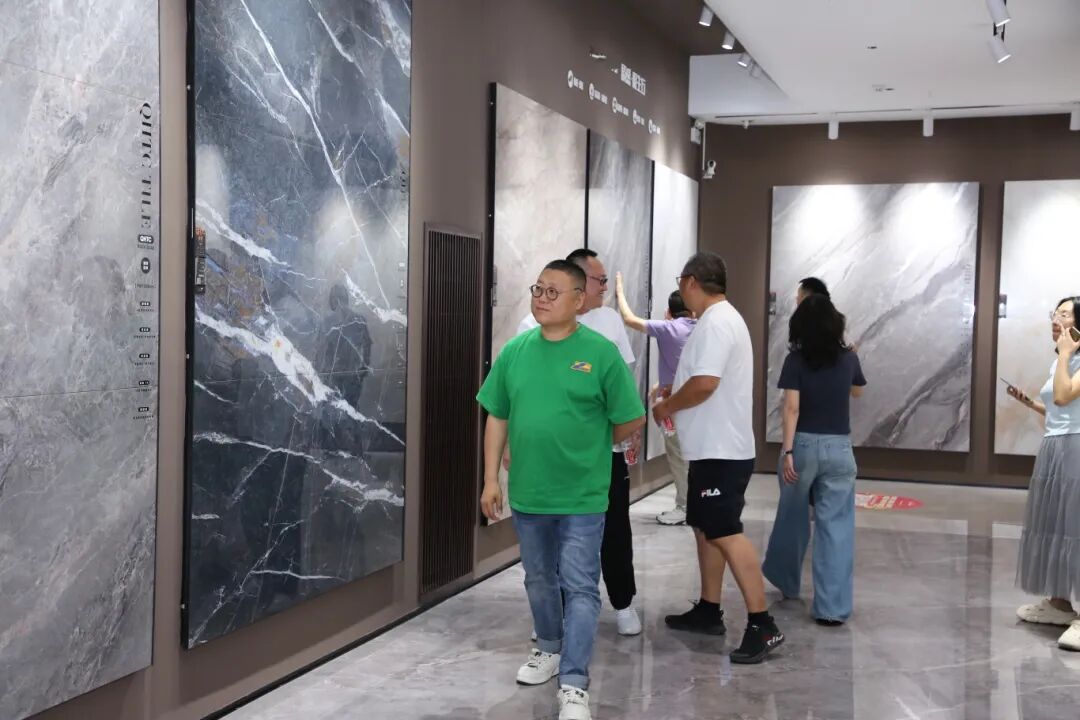 步履不停 奔赴新程 | 強(qiáng)輝山東淄博旗艦店盛大開業(yè)(圖19)